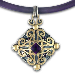 Shonifico Pendant with Amethyst on Leather