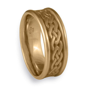 Narrow Self Bordered Celtic Link Wedding Ring in 14K Yellow Gold