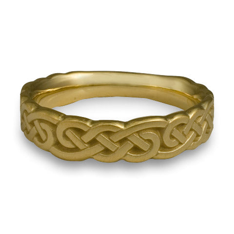 Wide Borderless Infinity Wedding Ring in 18K Yellow Gold