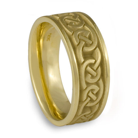 Wide Cheek to Cheek Wedding Ring in 18K Yellow Gold