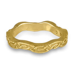 Borderless Celtic Wave Wedding Ring in 18K Yellow